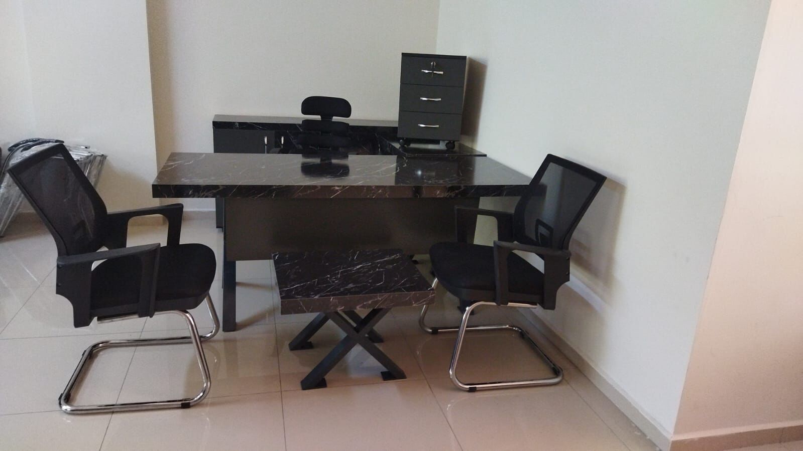 Piksel Mermer Ofis Takımı