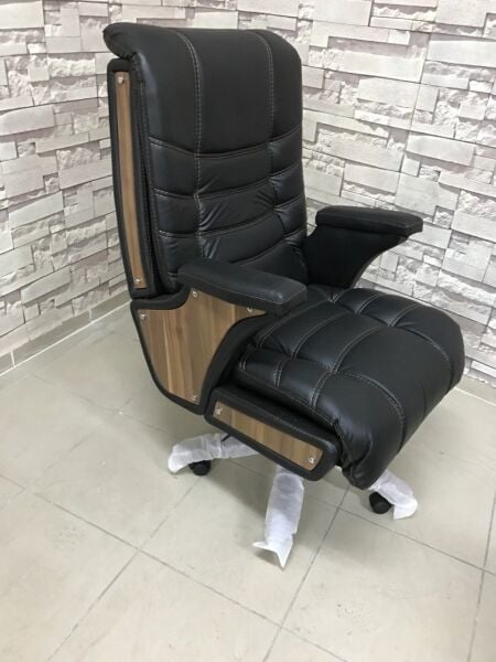 LUX MÜDÜR KOLTUĞU